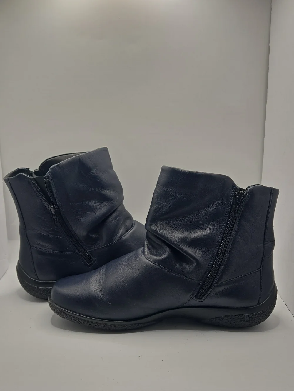 Hotter Whisper Slouch Women’s Navy Ankle Boots - Classic Comfort Sz 8 Boho